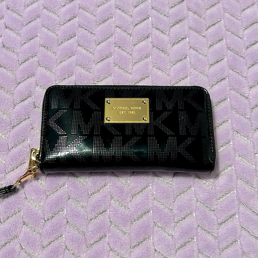 Michael Kors Black Wristlet Wallet
